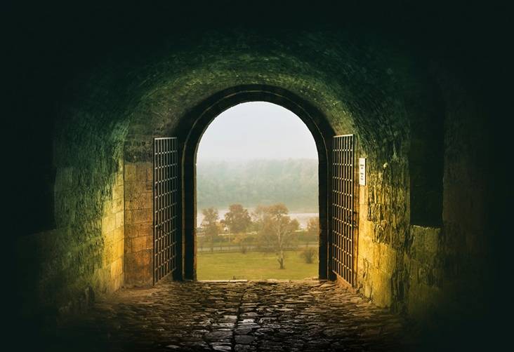 Arch Linux: The Power User’s Choice in 2025 - chandanadev.com